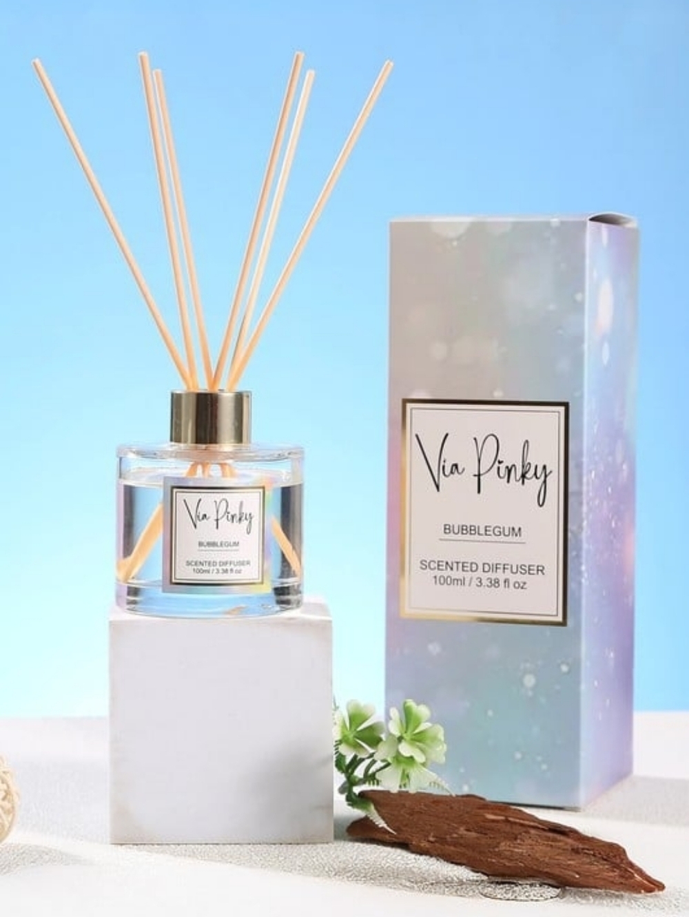 Luxe Reed Diffuser “Bubblegum” Elegant Home Fragrance Decor